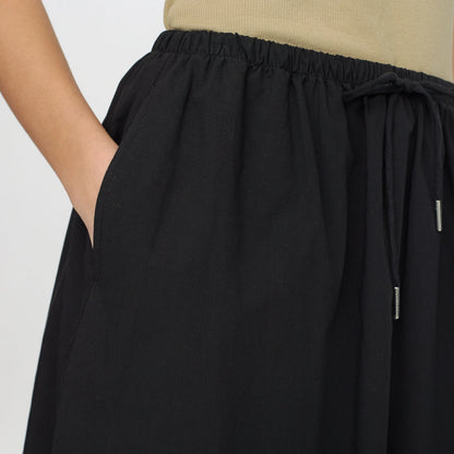 SRAlana Midi Skirt fra Soft Rebels - Black - Detalje