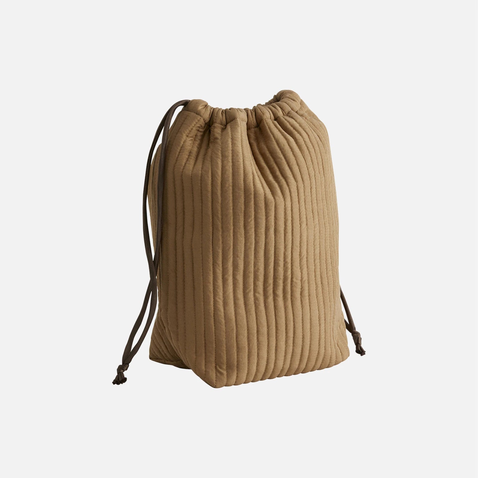 Ayu Silk Bag fra Nordal i Sand